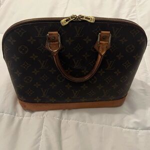 Pre-owned Authentic Louis Vuitton Monogram Alma PM Handbag